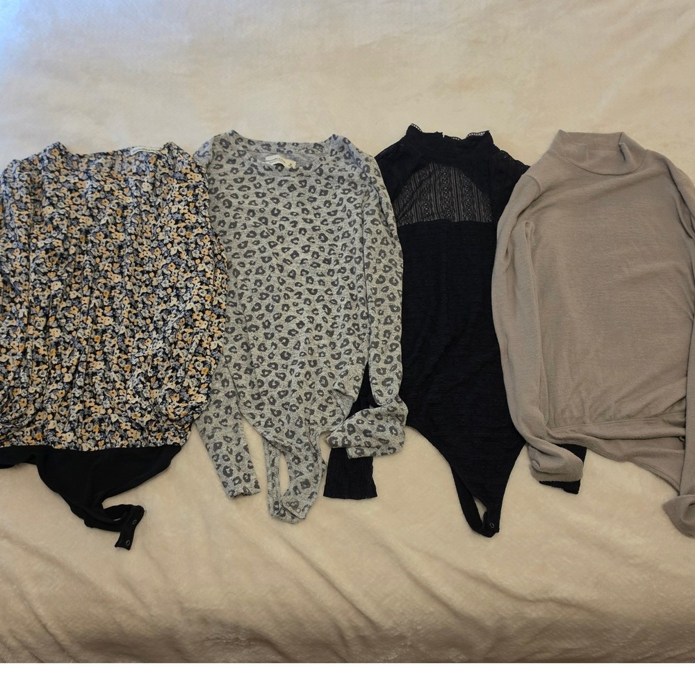 Abercrombie Lilias Active Top Lot Womens M Multi Bodysuits Blouse Sports Bra
